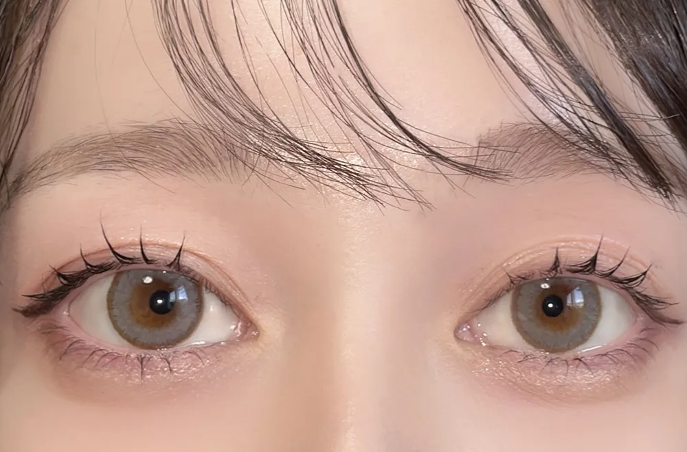 Luna Natural 1day アクア着用時