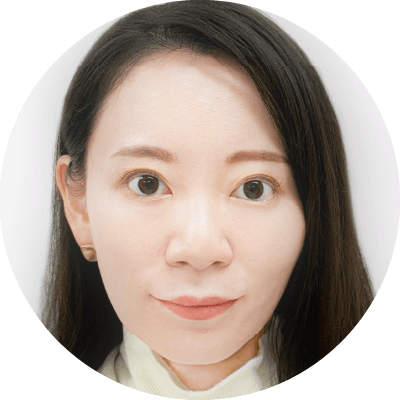 40代女性 モデル カラコン初心者