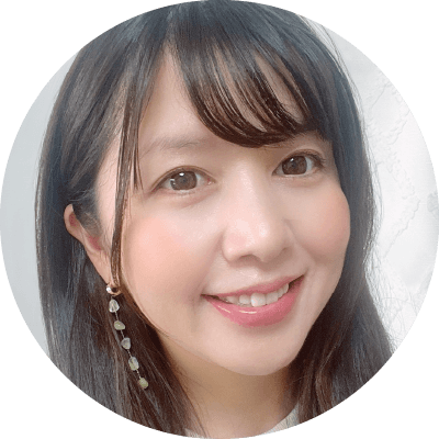 40代女性 モデル カラコン初心者